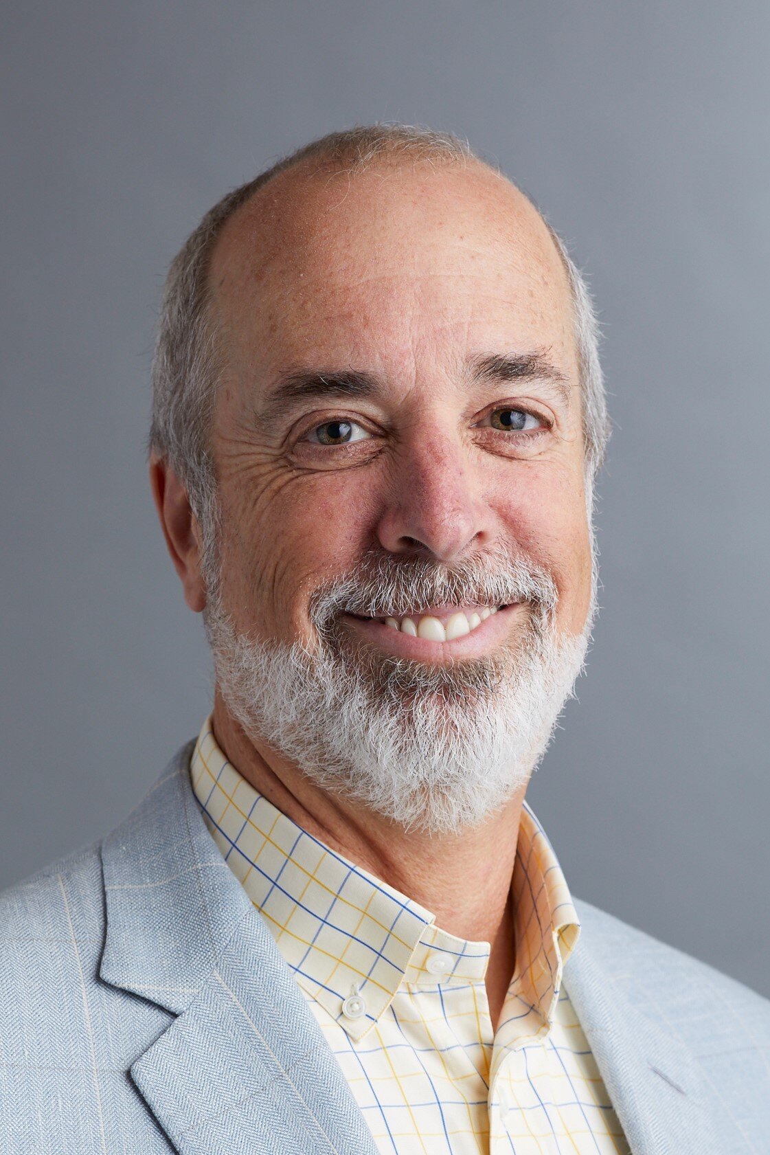 headshot-edelmanric-cropped